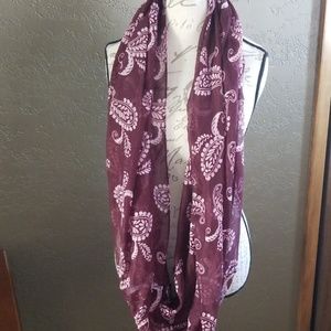 Burgundy scarf